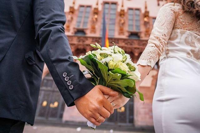 Heiraten auf dem Standesamt kostet in Baden-Württemberg nun mehr als das Doppelte