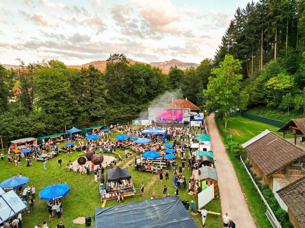 Im Kirchzartener Ortsteil Dietenbach ist es von Donnerstag bis Samstag laut: Das Festival Rock am Bach findet nach drei Jahren Pause wieder statt.