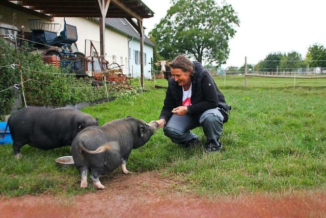 Rebekka Schneider hat auch mehrere Minischweine auf ihrem Hof in Kappel.  | Foto: Erika Sieberts