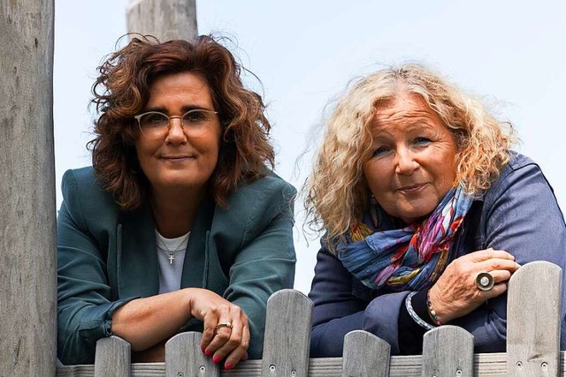 Regina Goetz (links) und Ingrid Weinma...ein interessantes Programm arrangiert.  | Foto: Familienzentrum Wunderfitz