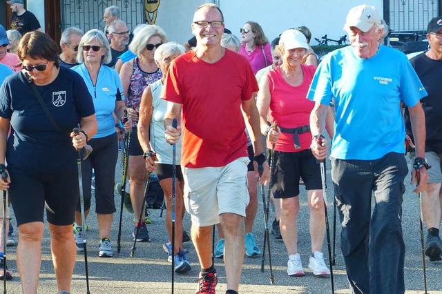 Zahlreiche Luferinnen und Lufer mach...ieder fr den guten Zweck auf den Weg.  | Foto: Frank Leonhardt