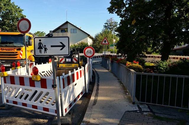 Die Brcke an der Mhlin bekommt ein neues Gelnder.  | Foto: Sophia Hesser