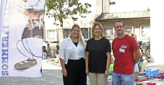 Sabine Pfefferle (Mitte), Cindy Schleg...es diesjhrigen Kinderferienprogramms.  | Foto: Hans Jrgen Kugler