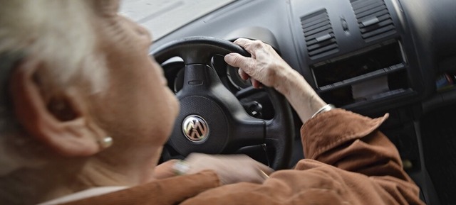 Senioren knnen an Fahr-Fitness-Checks teilnehmen.  | Foto: Felix Kstle