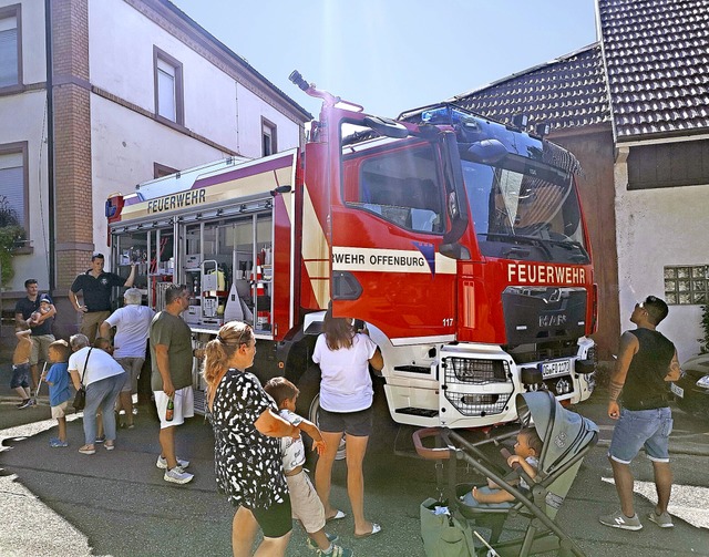 Mit modernster Technik zur Bekmpfung ...den ist das neue Fahrzeug ausgerstet.  | Foto: Ralf Burgmaier