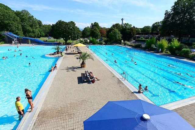 Im Strandbad kann man noch planschen u... und das Lorettobad haben bereits zu.   | Foto: Ingo Schneider