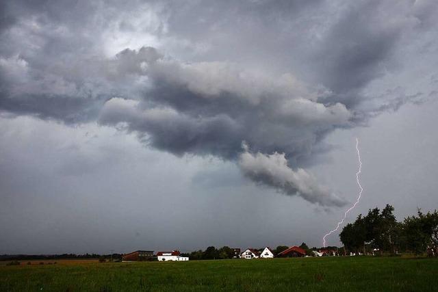 Gewitter mit Starkregen und Hagel ber sdlichem Baden-Wrttemberg erwartet