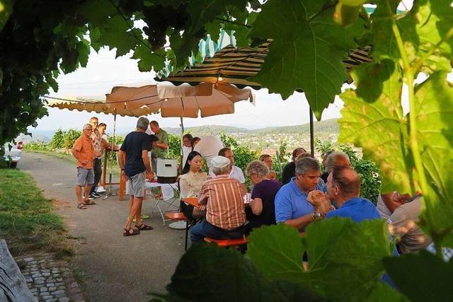 An Wein vom Lrracher Hausberg Tllinger wird es nicht fehlen