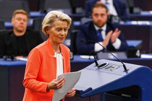 EU-Kommissionsprsidentin Ursula von d...mit billigen E-Autos zu berschwemmen.  | Foto: Philipp von Ditfurth (dpa)