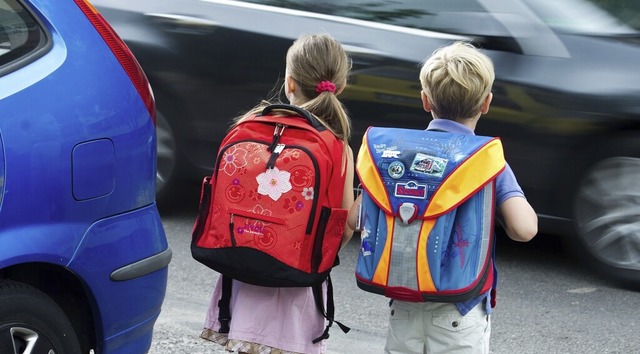 Gut vorbereitet sollten Schulkinder sich im Straenverkehr bewegen.  | Foto: Patrick Pleul