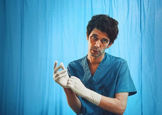 Ben Whishaw spielt den jungen Gynkologen Adam Kay.  | Foto: BBC ; Ludovic Robert/ [M] FeedMe