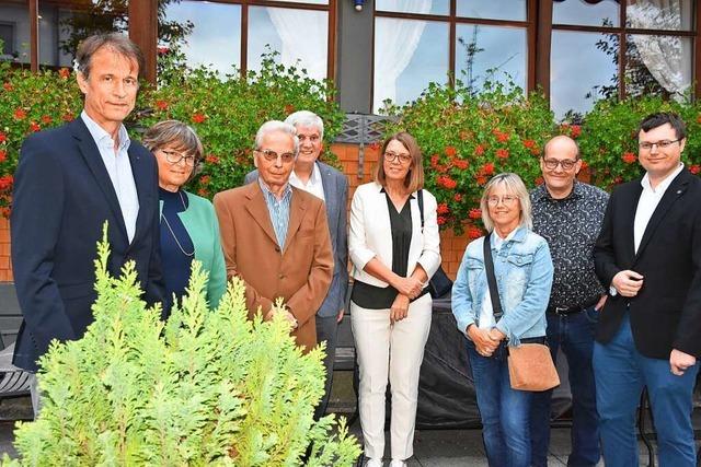 Erls des Genusswanderns kommt Tafeln in Titisee-Neustadt zugute