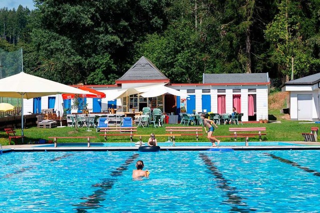 Das Kappler Freibad stellt mit seinen ...n eine Besonderheit in der Region dar.  | Foto: Wolfgang Scheu