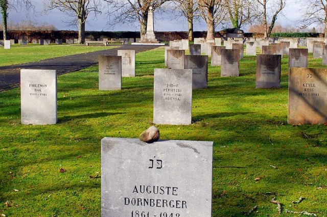 Grber auf dem Friedhof des Lagers Gurs  | Foto: GAIZKA IROZ (afp)