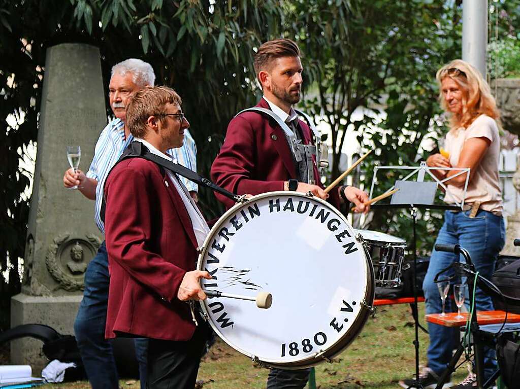 Die Castle Groove Festival Brass Band feierte beim Schlossgrabenfest Brombach ihr 25-jhriges Bestehen.