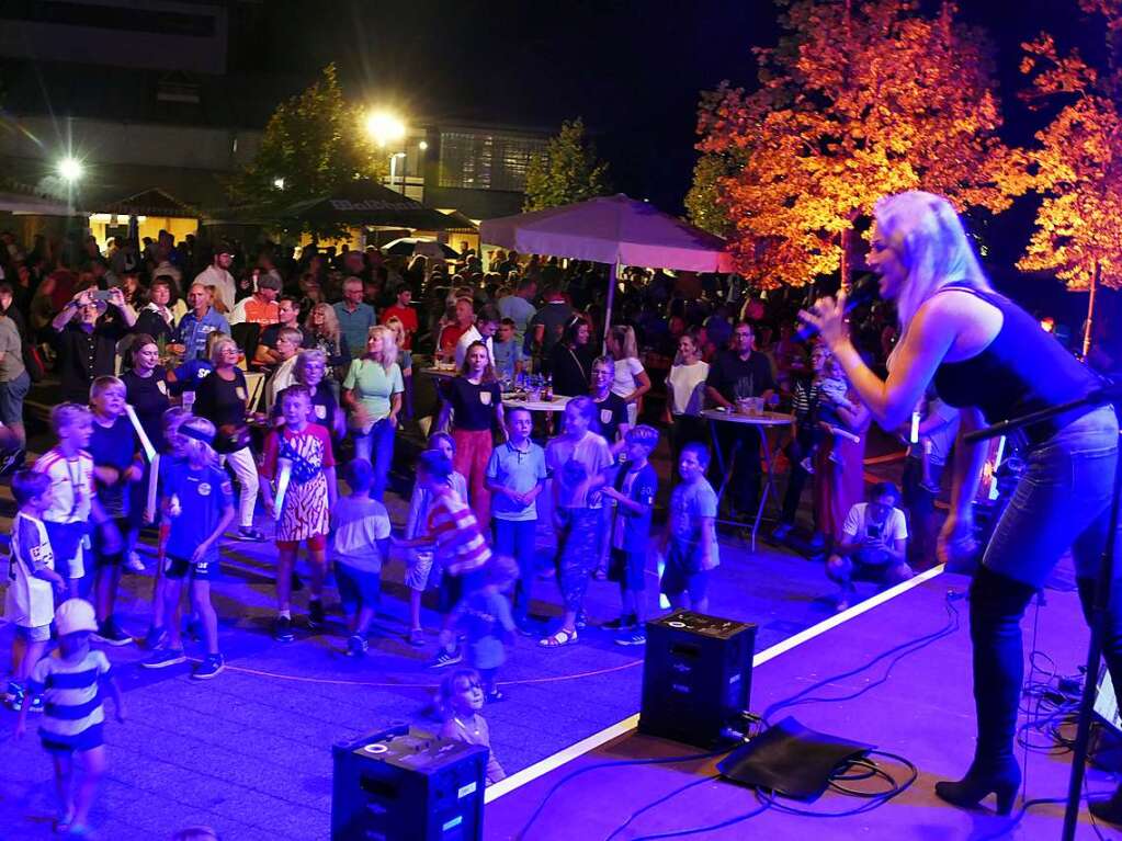 Ein groes Fest fr alle: der Brgleplatz und sein Umkreis waren von Freitag bis Sonntagabend eine einzige familire Festmeile fr alle Marcherinnen und Marcher, mit einem bunten Angebot fr alle Altersgruppen.