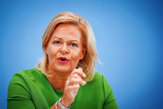 Bundesinnenministerin Nancy Faeser sie...r unsere Demokratie</ONL-Info>&#8220;.  | Foto: Kay Nietfeld (dpa)