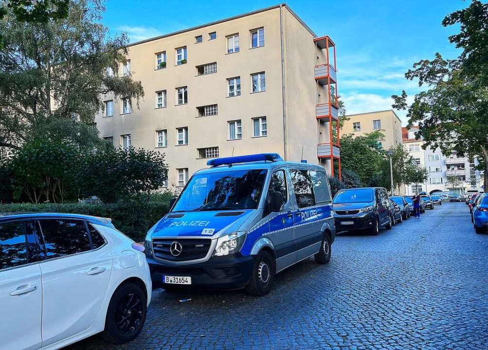 Razzia Gegen Neonazis: Faeser Verbietet "Hammerskins Deutschland ...