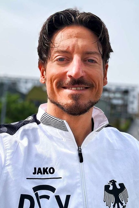 Patrick Kramer &#8211; Weltmeister, Weltrekordler und Fallschirmtrainer.  | Foto: Privat