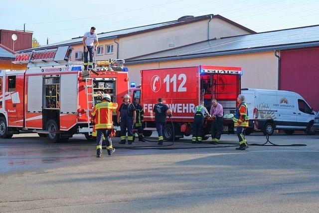 Kleinere Einstze der Feuerwehr bei der Schliengener WG und die Suche nach der Brandursache