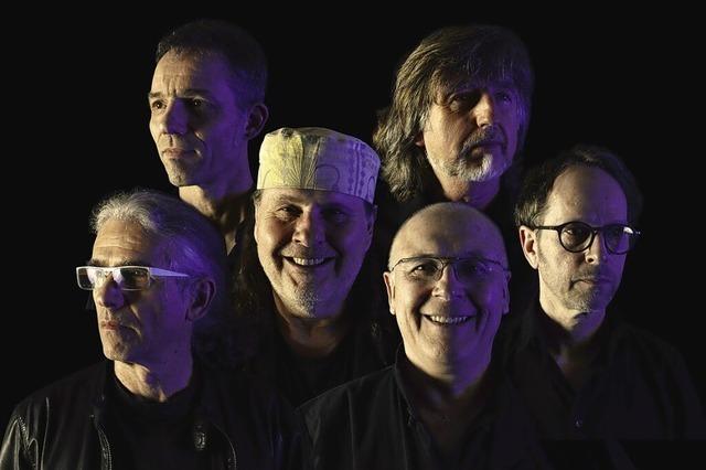 Die Band Poems on the Rocks inszeniert die Texte groer Rocksongs in der Kumedi in Riegel