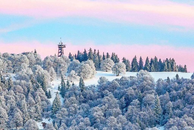 Schauinslandturm im Winter.  | Foto: Bernd Wehrle