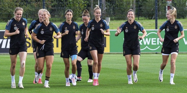 Beim Training der DFB-Frauen sah es nach guter Laune aus.  | Foto: IMAGO/Eibner-Pressefoto/Florian Wiegan