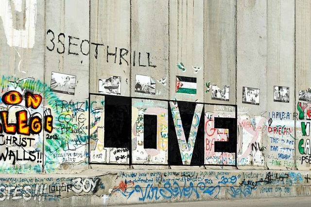 Graffito an einer Sperranlage in Bethlehem  | Foto: imago stock&people