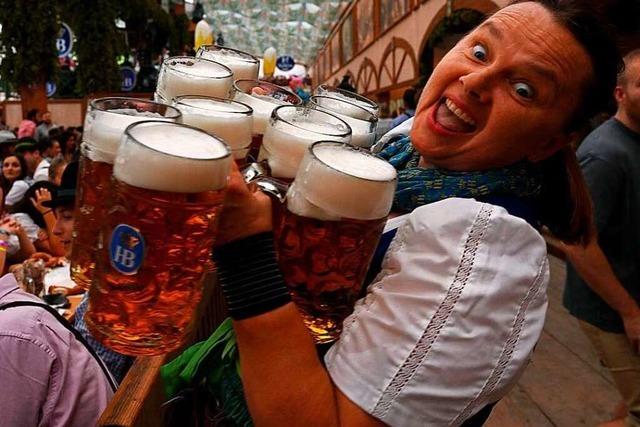 Bier, Promis, Folklore: Das Münchner Oktoberfest in 44 Bildern