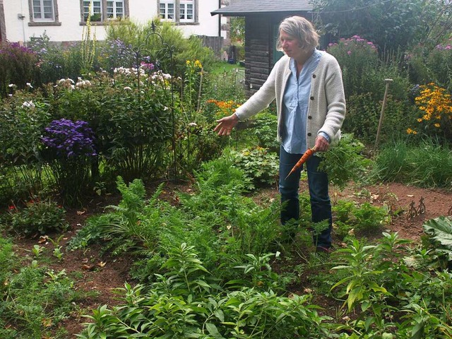 Der Garten von Elisabeth Kaiser ist ei...8211; auch jetzt zu Herbstbeginn noch.  | Foto: Karin Stckl-Steinebrunner