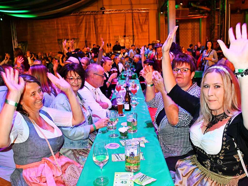 Beim 7. Brauersilvester im Lasser-Stadl gings znftig zu.