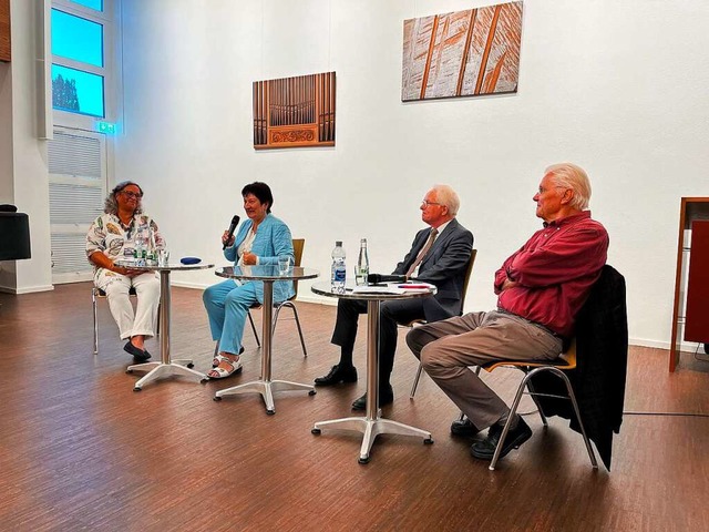 Eine spannende Gesprchsrunde bei der ... Michael Jrgenmeyer und Gerd Mllmann  | Foto: Gerold Erb