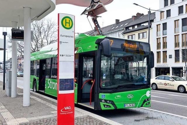 Freiburgs E-Busse sparten bislang 1200 Tonnen CO<sub>2</sub>