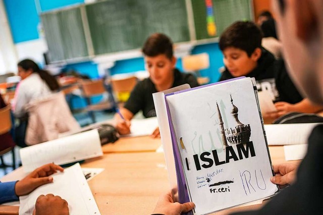 Wie kann ein gesetzeskonformer Islamun...n? Darber gibt es viele Diskussionen.  | Foto: Frank Rumpenhorst