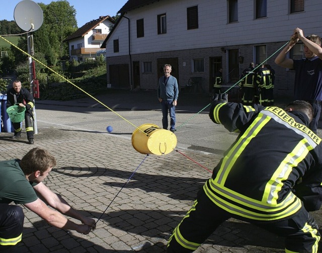 Knifflige Aufgaben hatten die Teams zu meistern.   | Foto: Ingrid Mann