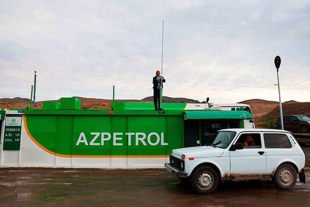 Eine Tankstelle in Agali in der Region Zangilan.  | Foto: EMMANUEL DUNAND (AFP)