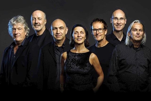 Bluesquamperfect spielt im Theater am Kastelberg in Waldkirch-Kollnau