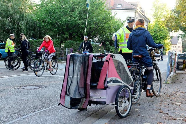 Beim Aktionstag hat die Polizei das Ge...h mit den Verkehrsteilnehmern gesucht.  | Foto: Ingo Schneider