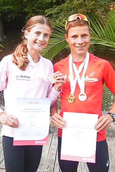 Medaillen gehören zu ihrem bevorzugten...hrle nach dem Rennen in Bald Wildbad.   | Foto: Privat