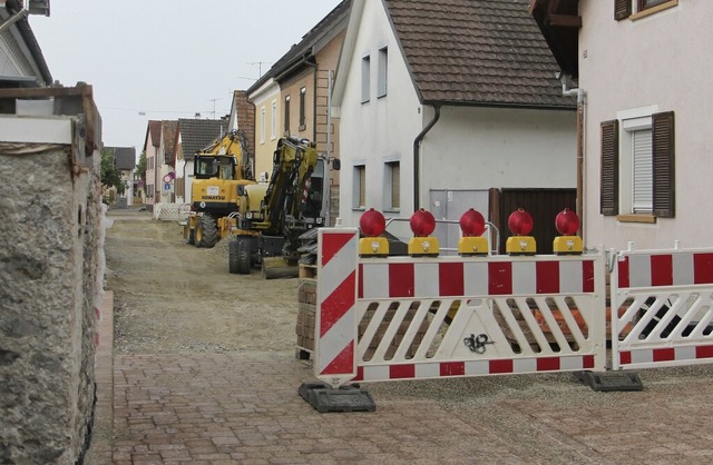 Die Sanierungsarbeiten an der Etterstr...n Wyhl laufen nicht ganz wie geplant.   | Foto: Ruth Seitz