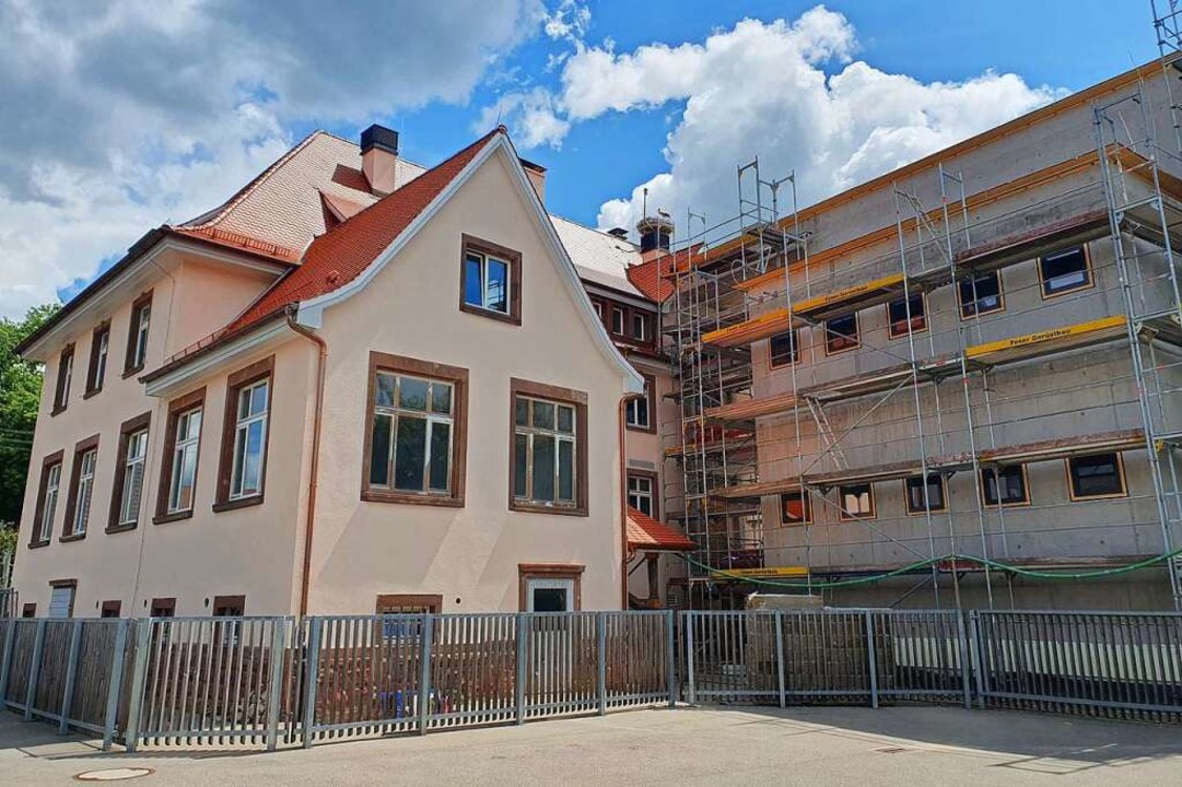 Die Sanierung der Grundschule Mundinge...n Investitionen der Stadt Emmendingen.  | Foto: Ulrike Sträter