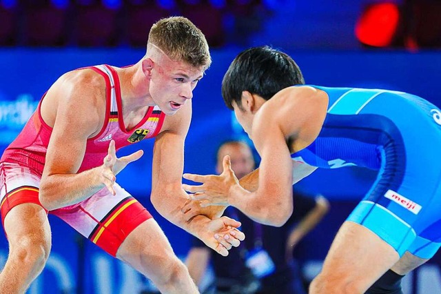 Talent mit Perspektive im Nationalteam: TuS-Ringer Nico Megerle. (li.)  | Foto: United World Wrestling / Kadir Caliskan via www.imago-images.de