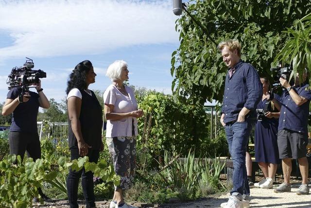 Fernsehteam filmt im Interkulturellen Garten