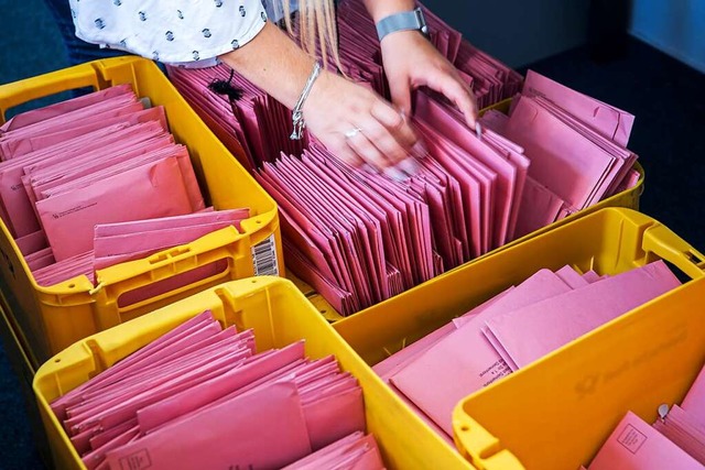 Auf den Stimmzetteln fr die Kommunalw...dbadische Gleichstellungsbeauftragte.  | Foto: Sina Schuldt