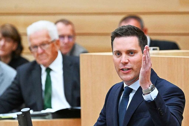 Manuel Hagel will knftig nicht nur al...rteichef die Geschicke der CDU lenken.  | Foto: Bernd Weibrod (dpa)