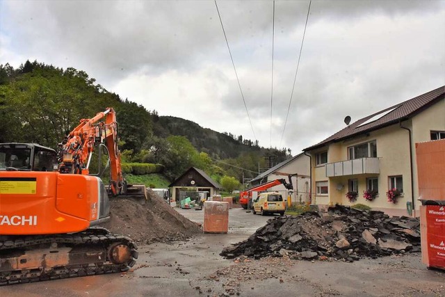 Die Alte Schule in Buchenbach-Falkenst...em Brger-Begegnungszentrum ausgebaut.  | Foto: Thomas Biniossek