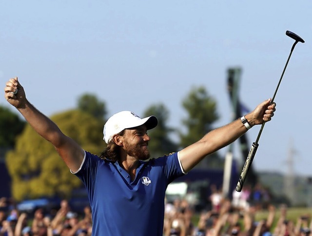 Tommy Fleetwood machte den Sieg der Europer perfekt.  | Foto: David Davies (dpa)