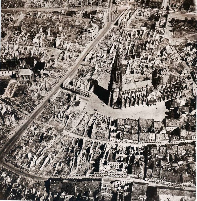 Das historische Luftbild stammt vermutlich aus dem April 1945.  | Foto: privat