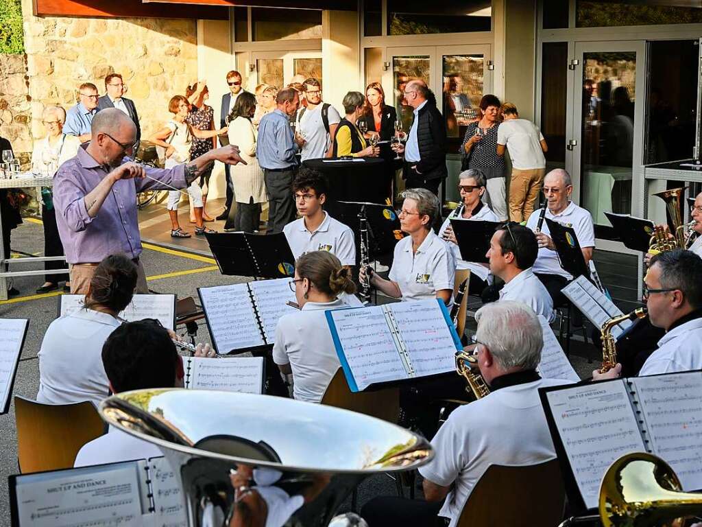 La Lyre, die Stadtmusik von Vevey, begrte die Mllheimer Gste zum Galadinner.