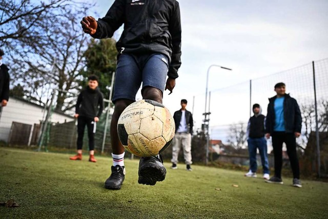 Minderjhrige Flchtlinge in Baden-Wr... die Landkreise vor Herausforderungen.  | Foto: Felix Kstle (dpa)